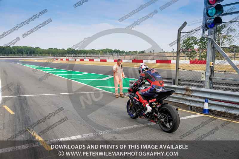 donington no limits trackday;donington park photographs;donington trackday photographs;no limits trackdays;peter wileman photography;trackday digital images;trackday photos